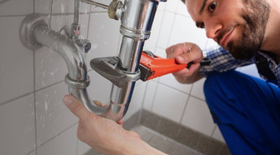Professional expert plumbing services in Italy, TX